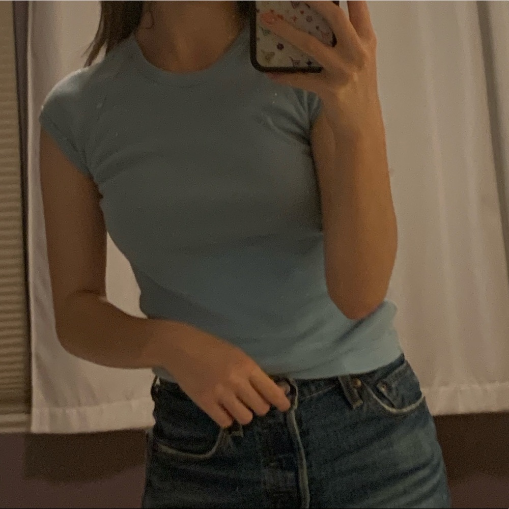 Blue ribbed t-shirt